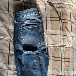 American Eagle Outfitters Classic Blue Jeans